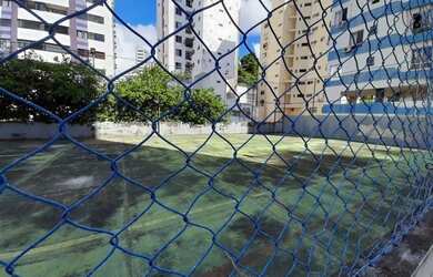 Imagem 2: Apartamento 2 4 a venda no Candeal, em Salvador e varanda
