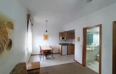 Imagem: O apartamento possui 1 Dormitório, 1 Banheiro, 45m² de Área