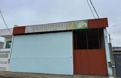 Imagem: A casa possui 1 Dormitório, 1 Banheiro, 1 Vaga na garagem e