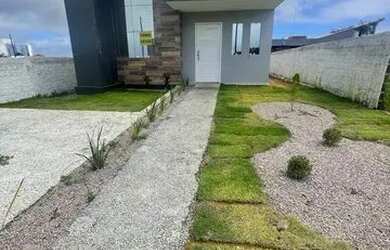 Imagem: A casa possui 3 Dormitórios, 1 Banheiro, 3 Vagas na garagem