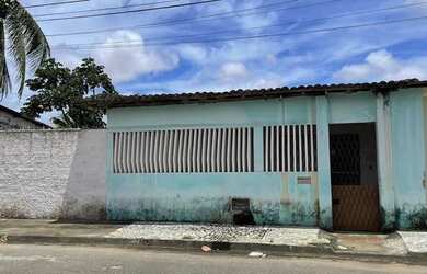 Imagem: A casa possui 2 Dormitórios, 2 Banheiros e está localizado