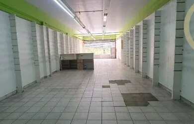 Imagem: O depósito possui 275m² de Área e está localizado em Centro