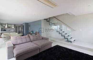 Imagem: O apartamento na cobertura possui 3 Dormitórios, 5 Banheiros