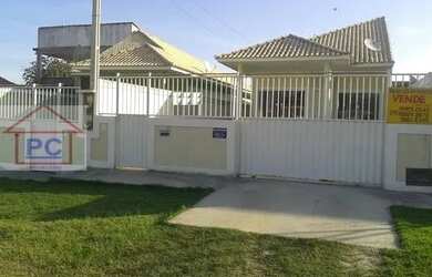 Imagem: A casa e possui 2 Dormitórios, Suítes, 2 Banheiros, 1 Vaga