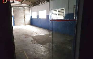 Imagem: O depósito possui 200m² de Área e está localizado em Vila