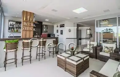 Imagem: A casa possui 3 Dormitórios, 2 Banheiros, 4 Vagas na garagem