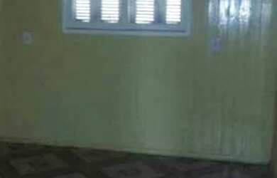 Imagem 4: BAITA INVESTIMENTO Terreno com casa em frente ao asfalto