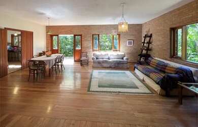 Imagem: A casa em condomínio possui 3 Dormitórios, 4 Banheiros, 3