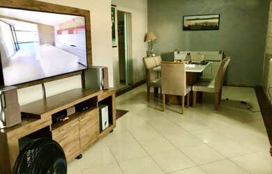 Imagem 2: Casa na Farolândia. 162m² de Área, 2 Vagas na garageme3 Dormitórios