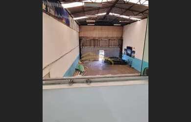 Imagem: O depósito possui 350m² de Área e está localizado em Bussocaba