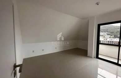 Imagem 12: Apartamento Dúplex 03 dormitórios, sendo 2 suítes na Trindade em Florianópolis
