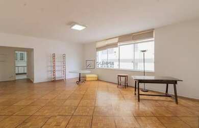 Imagem: O apartamento para alugar possui 3 Dormitórios, 3 Banheiros