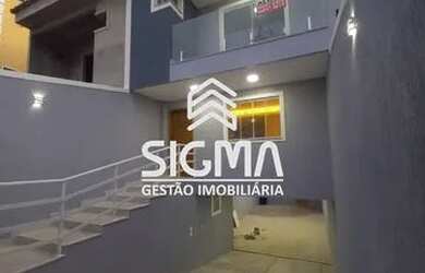 Imagem: A casa possui 3 Dormitórios, 4 Banheiros, 4 Vagas na garagem