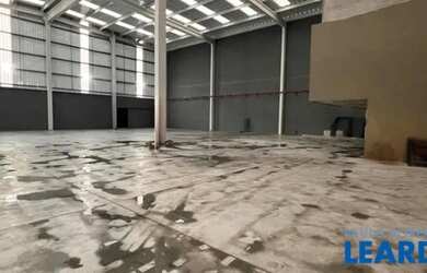 Imagem 5: GALPÃO - PORTÃO - SP. 1.700m² de Área