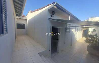 Imagem 10: Casa com 5 dormitórios à venda, 192 m² por R$ 1.200.000,00 - Centro - Pouso Alegre/MG