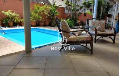 Imagem: A casa em condomínio possui 5 Dormitórios, 5 Banheiros, 5