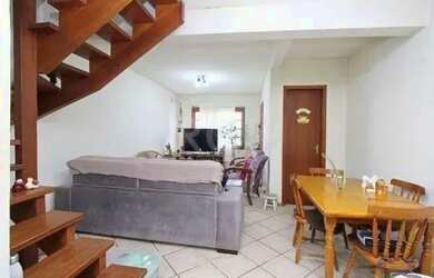 Imagem 8: Casa em Porto Alegre, no bairro Hípica, com 2 dormitório s , e 2 banheiros,...