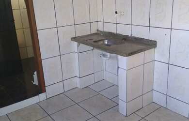 Imagem 6: Casa para alugar em santa Efigênia dois quartos salá copa cozinha e...