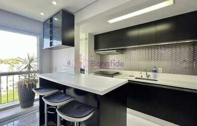 Imagem: O apartamento possui 2 Dormitórios, 1 Banheiro, 2 Vagas na