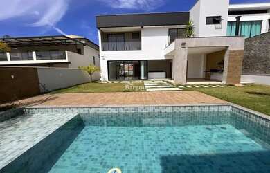 Imagem: A casa em condomínio possui 3 Dormitórios, 2 Banheiros, 4