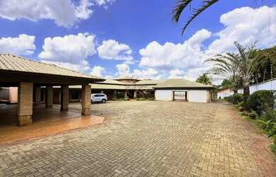 Imagem 3: Residencia Santa Rita. Piscina, Churrasqueira, Ar-condicionadoe790m²...