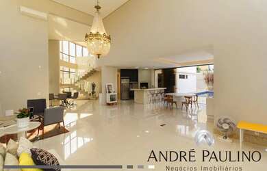 Imagem: A casa em condomínio possui 4 Dormitórios, 1 Banheiro, 1 Vaga