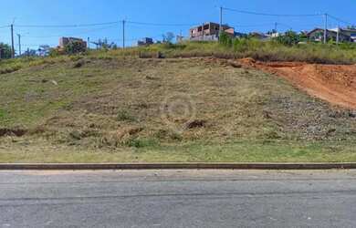 Imagem: O terreno possui 284m² de Área e está localizado em Loteamento
