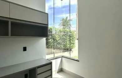 Imagem 9: Casa de alto padrão no Cond. Damha VI