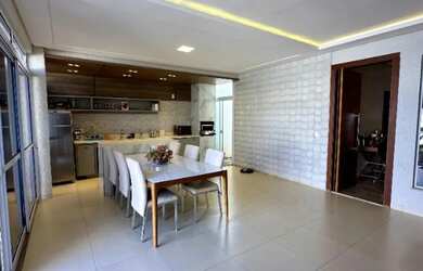 Imagem 12: Casa Moderna à Venda - 3 Suítes Plenas e Área Gourmet Climatizada