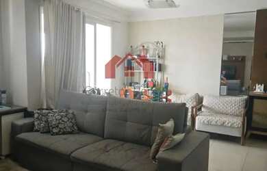 Imagem: O apartamento possui 2 Dormitórios, 1 Banheiro, 2 Vagas na