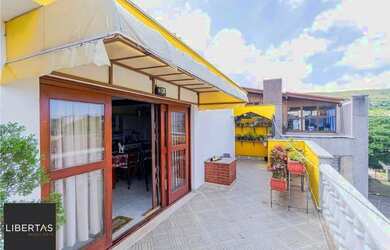 Imagem: O apartamento na cobertura possui 2 Dormitórios, 2 Banheiros