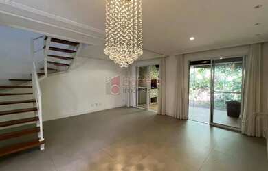 Imagem: A casa em condomínio possui 3 Dormitórios, 2 Banheiros, 2