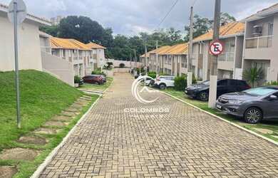 Imagem: A casa em condomínio possui 3 Dormitórios, 3 Banheiros, 2