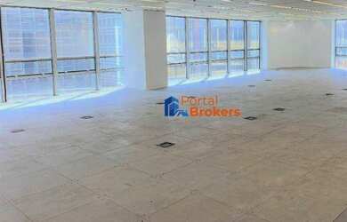 Imagem: O depósito possui 5 Vagas na garagem e 534m² de Área e está