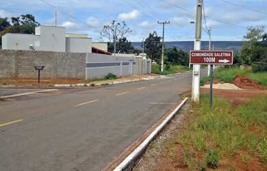Imagem 3: Lotes Parcelados ao lado da Igreja Salete Setor Mansões Recanto da Serra