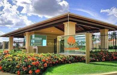 Imagem: A casa em condomínio possui 4 Dormitórios, 1 Banheiro, 4 Vagas