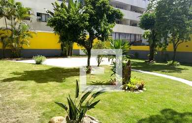 Imagem: A casa possui 5 Dormitórios, 5 Banheiros, 4 Vagas na garagem