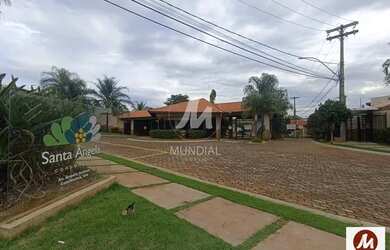 Imagem: A casa em condomínio possui 3 Dormitórios, 2 Banheiros, 2