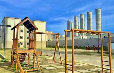 Imagem: O apartamento possui 2 Dormitórios, 1 Banheiro, 1 Vaga na garagem