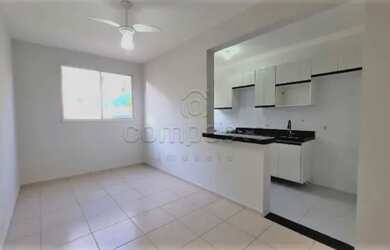 Imagem: O apartamento possui 2 Dormitórios, 1 Banheiro, 1 Vaga na garagem