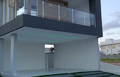 Imagem: A casa em condomínio possui 4 Dormitórios, 5 Banheiros, 4