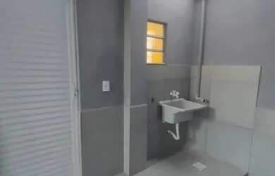 Imagem: A casa em condomínio possui 3 Dormitórios, 1 Banheiro, 1 Vaga