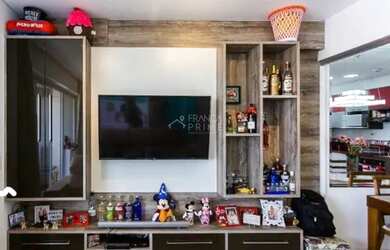 Imagem: O apartamento possui 1 Dormitório, 1 Banheiro, 1 Vaga na garagem