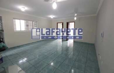 Imagem: O apartamento possui 2 Dormitórios, 1 Banheiro, 90m² de Área