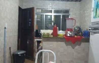 Imagem 1: Casas a venda ou aluguel. Área de serviço, 213.000m² de Área, 2 Banheirose2...