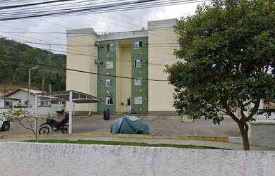 Imagem: O apartamento possui 1 Dormitório, 1 Banheiro, 1 Vaga na garagem