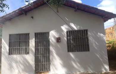 Imagem 1: Uma casa meu contato. 8.698.192m² de Área, 1 Banheiroe2 Dormitórios