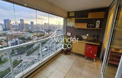 Imagem: O apartamento possui 1 Dormitório, 1 Banheiro, 1 Vaga na garagem