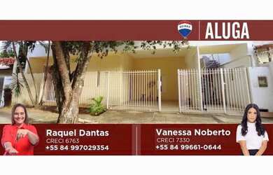 Imagem: A casa possui 3 Dormitórios, 3 Banheiros, 2 Vagas na garagem