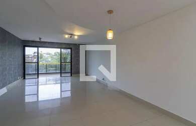 Imagem: O apartamento possui 4 Dormitórios, 4 Banheiros, 2 Vagas na